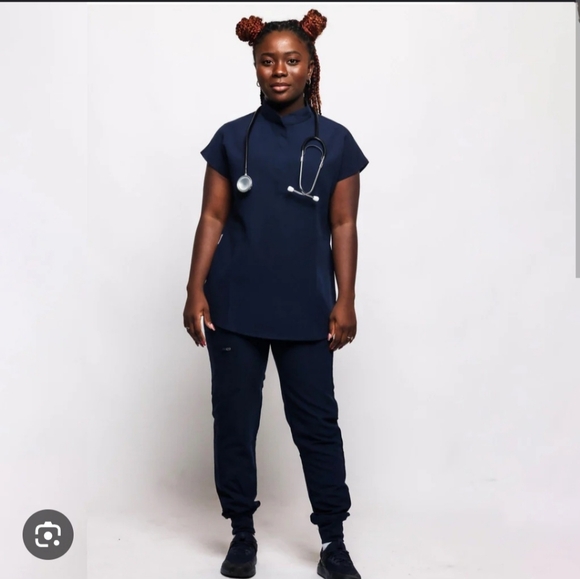 Set! Sigma Navy Small Scrub Set - Picture 2 of 8